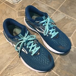 Brooks Adrenaline GTS 19